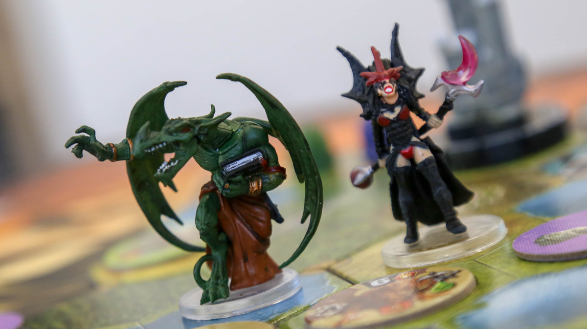 Figurka z gry planszowej Mage Knight